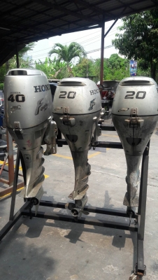 ขายเหมาเครื่องเรือ HONDA 20 , 20, 40 เครื่อง FOUR ขายเหมาเครื่องเรือ HONDA 20 , 20, 40 เครื่อง FOUR