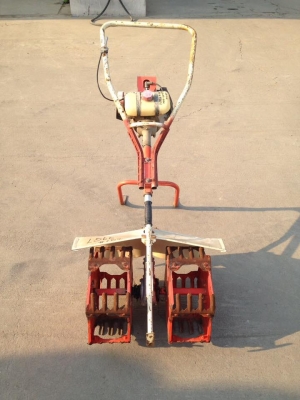 รถปั่นหญ้าเดินตาม ยี่ห้อ MITSUBISHI รุ่นT200 รถปั่นหญ้าเดินตาม ยี่ห้อ MITSUBISHI รุ่นT200