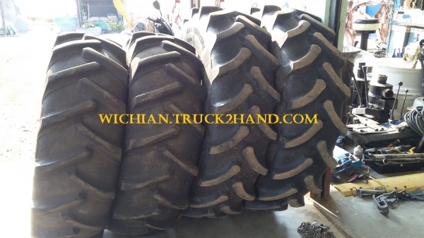 ขายแล้ว ขอบคุณเฮียชลโควต้าอ้อยรง.น้ำตาลราชบุรีครับ ยางรถไถถอด\% หน้า14.9-28 หลัง18.4-38 ไฟร์สโตนเก่านอก ยางสวยดอกเต็ม