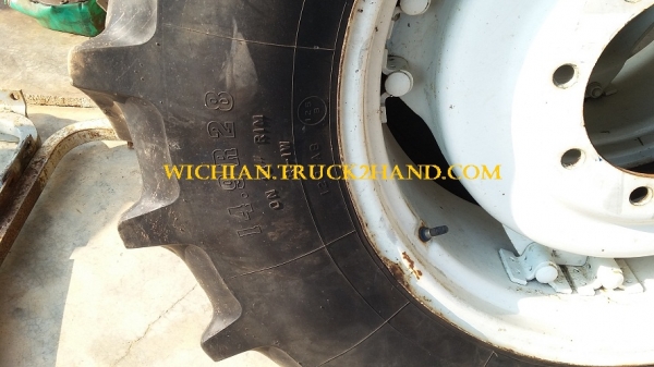 ขายแล้ว ขอบคุณเฮียชลโควต้าอ้อยรง.น้ำตาลราชบุรีครับ ยางรถไถถอด\% หน้า14.9-28 หลัง18.4-38 ไฟร์สโตนเก่านอก ยางสวยดอกเต็ม