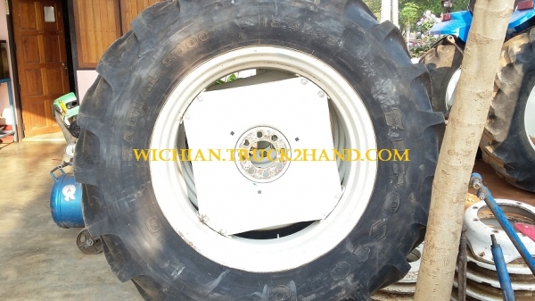 ขายแล้ว ขอบคุณเฮียชลโควต้าอ้อยรง.น้ำตาลราชบุรีครับ ยางรถไถถอด\% หน้า14.9-28 หลัง18.4-38 ไฟร์สโตนเก่านอก ยางสวยดอกเต็ม