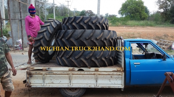 ขายแล้ว ขอบคุณเฮียชลโควต้าอ้อยรง.น้ำตาลราชบุรีครับ ยางรถไถถอด\% หน้า14.9-28 หลัง18.4-38 ไฟร์สโตนเก่านอก ยางสวยดอกเต็ม