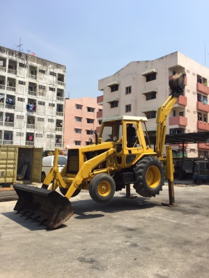 ขายรถตักหน้าขุดหลัง ขายรถตักหน้าขุดหลัง