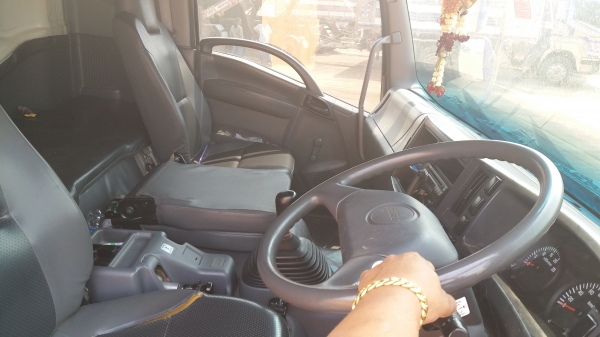 ขาย 2,680,000 ISUZU 360 แม่ลูก 3 คาน อู่ส.สุรศักดิ์ วิ่ง 270,000  กม.สวยขั้นเทพ (รถอยู่ นครปฐม) 090-772-3710 090-772-3708