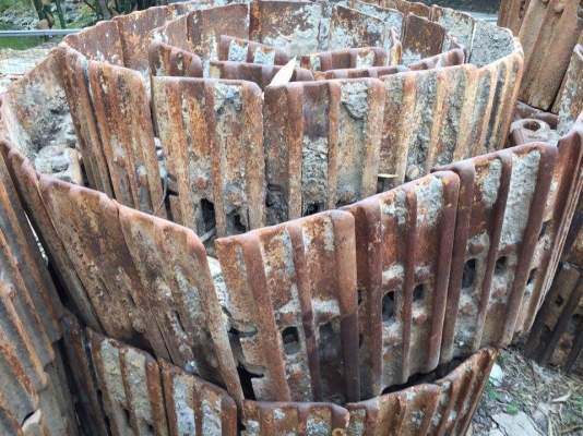 โซ่พร้อมใบเก่า KOBELCO SK220-3-5 ใบยาว 60 ซม. เส้นละ 50,000 บาท