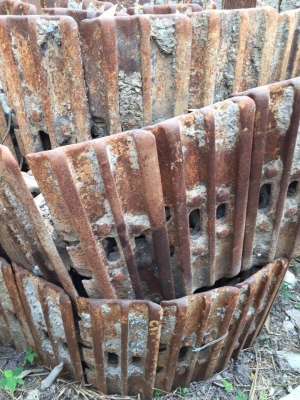 โซ่พร้อมใบเก่า KOBELCO SK220-3-5 ใบยาว 60 ซม. เส้นละ 50,000 บาท