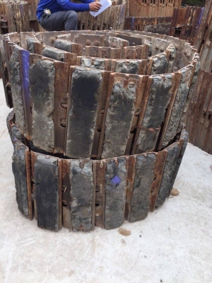 โซ่พร้อมใบเก่านอกญี่ปุ่น KOBELCO SK120-3-5