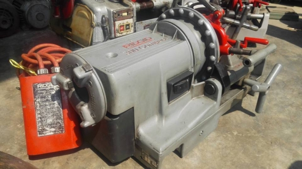 ** SOLD ** เครื่องต๊าปแป๊ปอเมริกา RIDGID 300 Compact Made in USA ต๊าป 1/8"- 2" อุปกรณ์ครบสมบูรณ์พร้อมใช้ ** SOLD ** เครื่องต๊าปแป๊ปอเมริกา RIDGID 300 Compact Made in USA ต๊าป 1/8"- 2" อุปกรณ์ครบสมบูรณ์พร้อมใช้