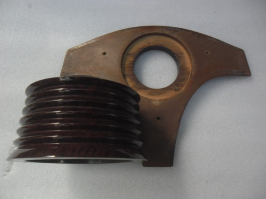 พวงมาลัยไม้