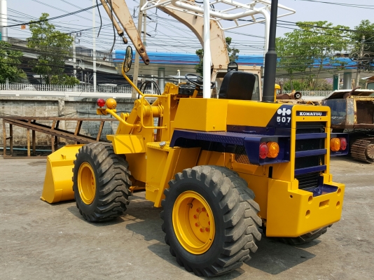 รถตักล้อยางเอวอ่อน 507 รถตักล้อยางเอวอ่อน 507