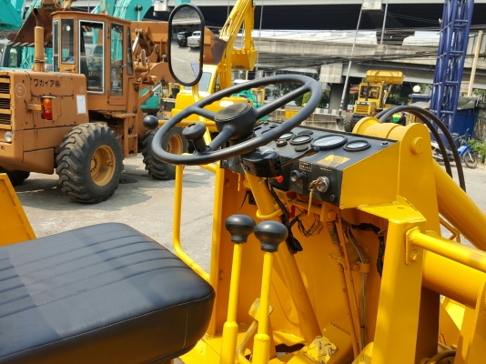 รถตักล้อยางเอวอ่อน 507 รถตักล้อยางเอวอ่อน 507