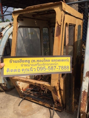 หัวเก๋ง KOMATSU PC200-2 ของเก่า ราคา 15,000 บาท (ราคาคุยได้)