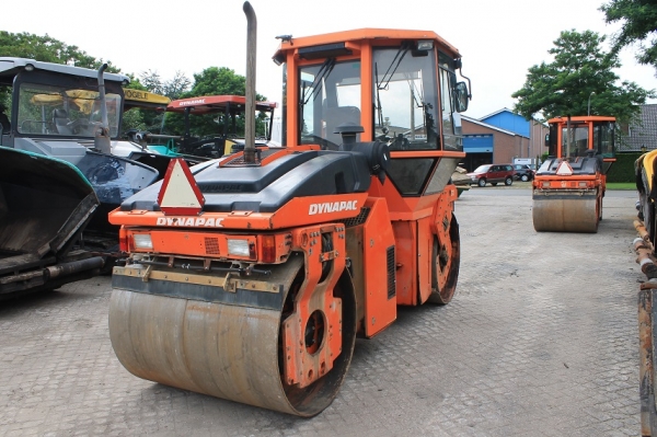 (7.6ตัน) Dynapac CC232 ปี2002 รถอยู่อเมริกา สั่งนำเข้าง่ายๆ 062-709-1748 ธีรเทพ (แบงค์) Line ID: Bankndtt (7.6ตัน) Dynapac CC232 ปี2002 รถอยู่อเมริกา สั่งนำเข้าง่ายๆ 062-709-1748 ธีรเทพ (แบงค์) Line ID: Bankndtt