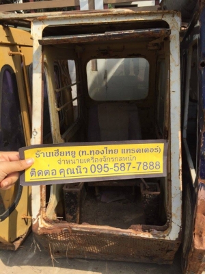 หัวเก๋ง KOMATSU PC100-1-2 ของเก่า ราคา 18,000 บาท (ราคาคุยได้)