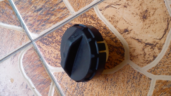 ฝาถังน้ำมันของรถ HONDA มือสองจากญี่ปุ่น