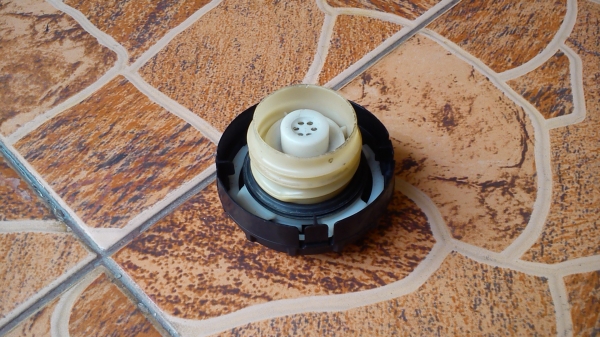 ฝาถังน้ำมันของรถ HONDA มือสองจากญี่ปุ่น