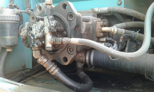 ขายรถขุดแบ็คโฮ KOBELCO YN 10 MART 6  สภาพดี ไฟฟ้าเต็ม เอกสารชุดจดทะเบียนจากบริษัทอริยะ อยู่ฉะเชิงเทรา ราคา 1,270,000บ. สนใจ 0835601591 หรือ 0903494058