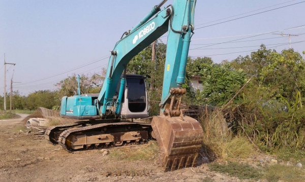 ขายรถขุดแบ็คโฮ KOBELCO YN 10 MART 6  สภาพดี ไฟฟ้าเต็ม เอกสารชุดจดทะเบียนจากบริษัทอริยะ อยู่ฉะเชิงเทรา ราคา 1,270,000บ. สนใจ 0835601591 หรือ 0903494058