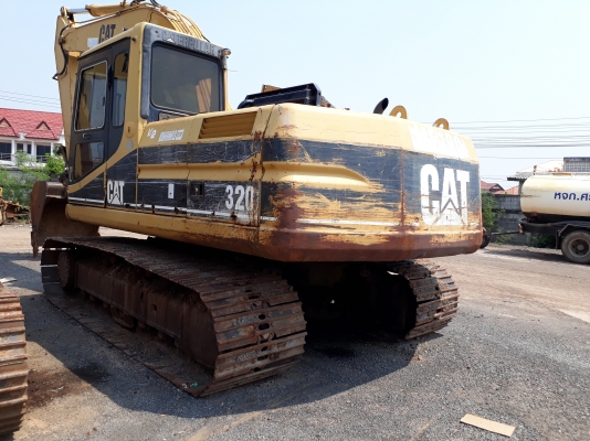 ขายด่วน แมคโคร CAT 320V2 สภาพพร้อมใช้งาน เครื่องปั้มดี โซ่ช่วงล่างสวย ไฟฟ้าอยู่ ตัดเฉพาะมอเตอร์คันเร่ง บูมอามสวย สลักบุ๋งแน่น บุ๋งกี้สวย เอกสารเล่มทะเบียน