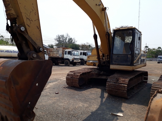 ขายด่วน แมคโคร CAT 320V2 สภาพพร้อมใช้งาน เครื่องปั้มดี โซ่ช่วงล่างสวย ไฟฟ้าอยู่ ตัดเฉพาะมอเตอร์คันเร่ง บูมอามสวย สลักบุ๋งแน่น บุ๋งกี้สวย เอกสารเล่มทะเบียน