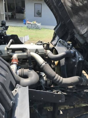 HINO FC4J