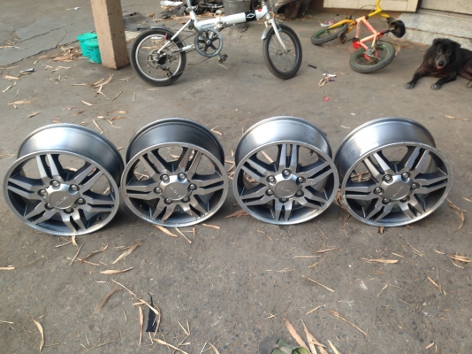 ขายล้อแม็กขอบ16ของอีซุสภาพสวย ขายล้อแม็กขอบ16ของอีซุสภาพสวย