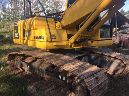 ขายดาวน์ Komatsu PC200-8MO ไมล์ชม.3,200 สภาพเหมือนใหม่ค่ะ