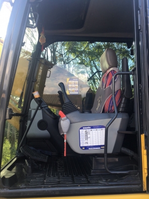 ขายดาวน์ Komatsu PC200-8MO ไมล์ชม.3,200 สภาพเหมือนใหม่ค่ะ
