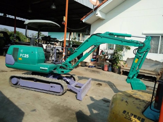ขายรถแบล็คโฮ KOMATSU PC25-1E