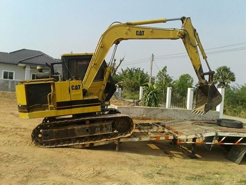 ขายรถขุดแบ็คโค CAT E70บูมสวย ทำงานเร็ว พร้อมใช้งาน