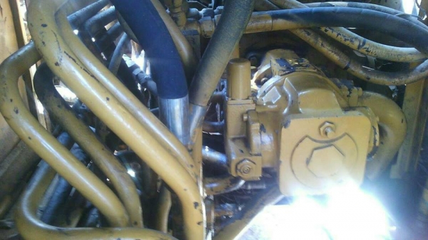 ขายรถขุดแบ็คโค CAT E70บูมสวย ทำงานเร็ว พร้อมใช้งาน