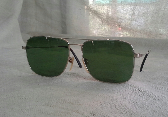 แว่นตาวินเทจผู้ดีอังกฤษ  งานทองเดินลาย  โมเดล &#039;คาราวาน-คานยาว&#039;  Vintage CAMBRIDGE handmade in Enqland