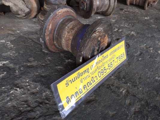 โรลเลอร์ KOMATSU PC40-7 เก่านอกญี่ปุ่นไม่เคยใช้งานในไทย