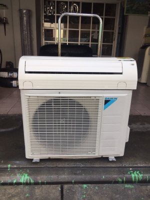 **** ขายแอร์ DAIKIN 9000 BTU สภาพสวย **** **** ขายแอร์ DAIKIN 9000 BTU สภาพสวย ****