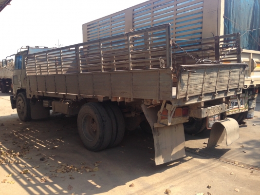 ขายด่วน 6ล้อ HINO FD175 180 แรง ตามสภาพ ขายด่วน 6ล้อ HINO FD175 180 แรง ตามสภาพ