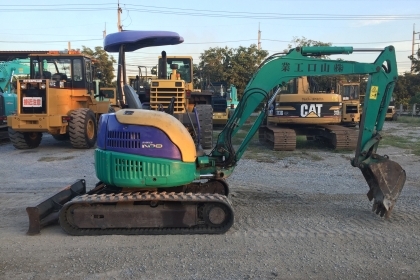 KOMATSU PC30MR ญี่ปุ่นแท้ โทร.090-986-2521 อ๊อบ