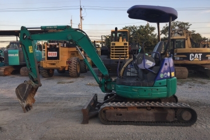 KOMATSU PC30MR ญี่ปุ่นแท้ โทร.090-986-2521 อ๊อบ