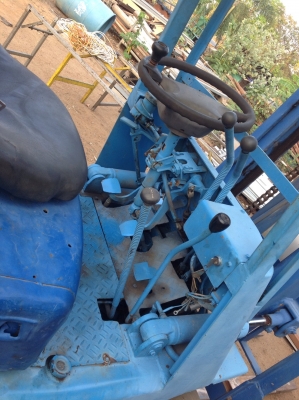 โฟล์คลิฟท์ toyota1.5t โฟล์คลิฟท์ toyota1.5t