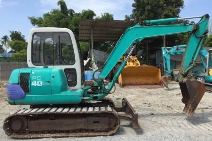 ขาย รถแบคโฮ KOMATSU PC40-7 เก๋ง เก่าญี่ปุ่นแท้ โทร.090-986-2521 อ๊อบ