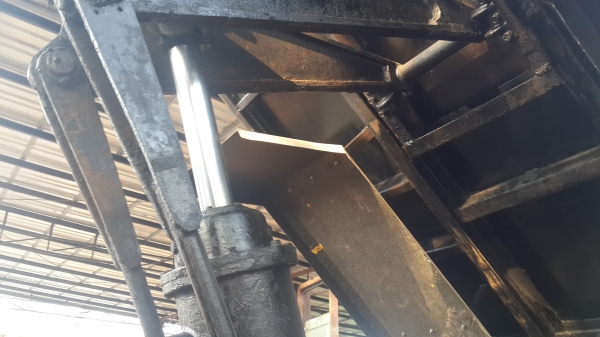 ขาย ถูก กระบะดั้มพ์ 12 ตัน กระบะใหม่ พื้นหนา ปั้มดี กระบอกดี แกนดี อุปกรณ์ครบ พร้อมใช้ ใหม่ ใส่ ได้ หลาย ราคา ต่อรอง 081-18419