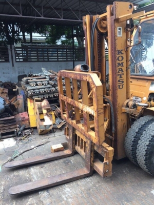 รถโฟคลิฟ KOMATSU FD30 หนัก 3 ตัน ราคา 260,000 บาท