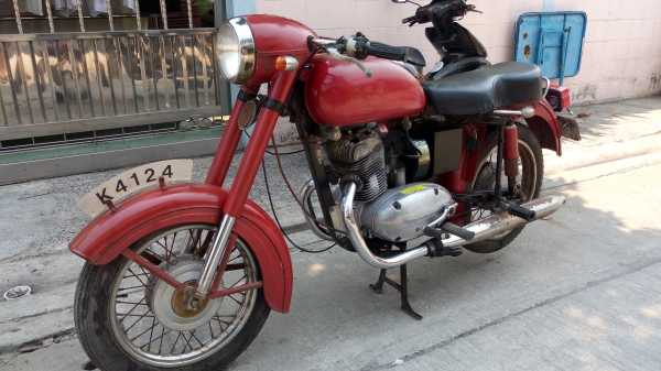 ขายรถโบราณสองจังหวะ xing fu 250a ขอบคุณพี่จากสุราษฎร์ครับ