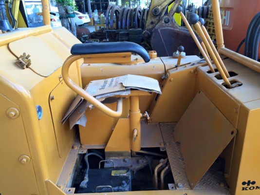 KOMATSU PC 02-1 เก่านอกญี่ปุ่นไม่เคยใช้งานในไทย ราคา 150,000