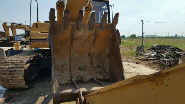 ขาย!! >>> CAT 330B <<< เบอร์ติดต่อ 098-7155789