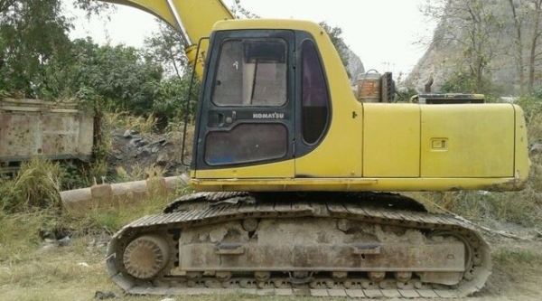ขาย!! &gt;&gt;&gt; Komatsu PC200 รุ่น 6 &lt;&lt;&lt; เบอร์ติดต่อ 098-7155789