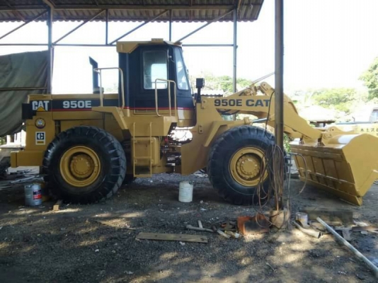 รถตัดล้อยาง CAT950E รถสวยพร้อมใช้ เอสารเล่มทะเบียน