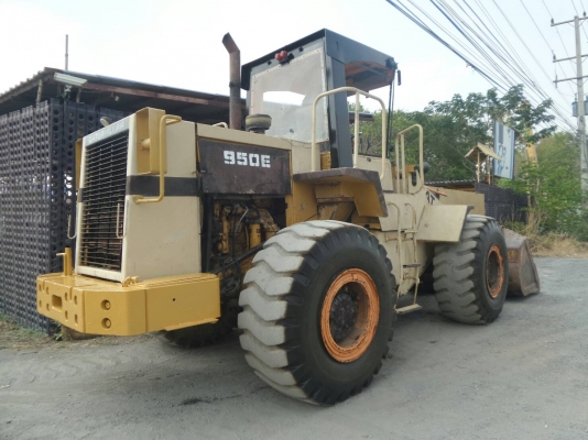 รถตัดล้อยาง CAT950E รถสวยพร้อมใช้ เอสารเล่มทะเบียน