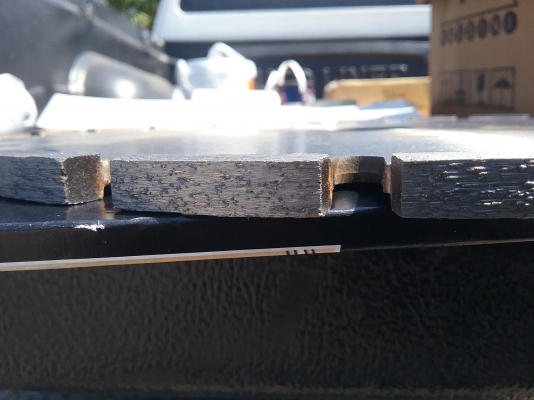 จำหน่ายใบตัดจ๊อยถนน ขนาด14" ความหนา 10 มิล ราคา 3,600 ฿ สินค้ามีจำนวนจำกัด สอบถามได้ที่091-7069991 จำหน่ายใบตัดจ๊อยถนน ขนาด14" ความหนา 10 มิล ราคา 3,600 ฿ สินค้ามีจำนวนจำกัด สอบถามได้ที่091-7069991