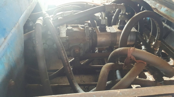 ขาย รถคีบ 3 ล้อ เครื่อง ISUZU 85 แรงม้า ปั้มดี ยางเต็ม รถใช้งานได้ดีครับ