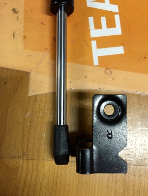 ขายโช๊คค้ำฝากระโปรงหน้า ISUZU D-MAX &amp; MU-X 2015